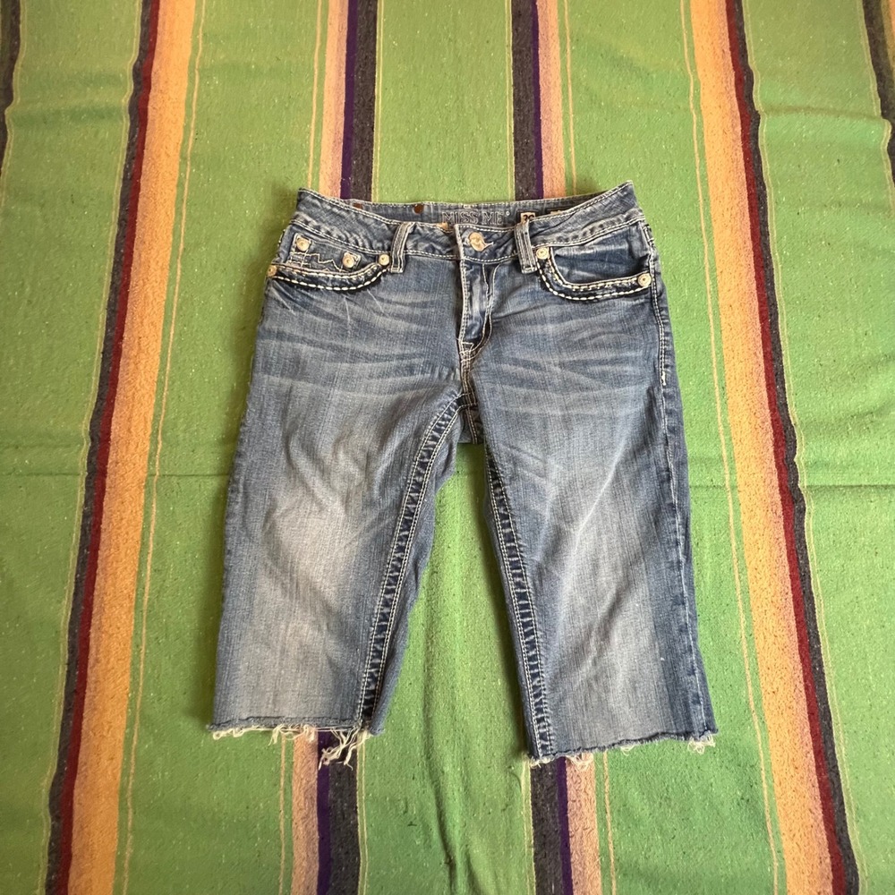 Miss Me Denim Shorts Womens 29 Blue Embellished Frayed Hem Bermuda JD1202B